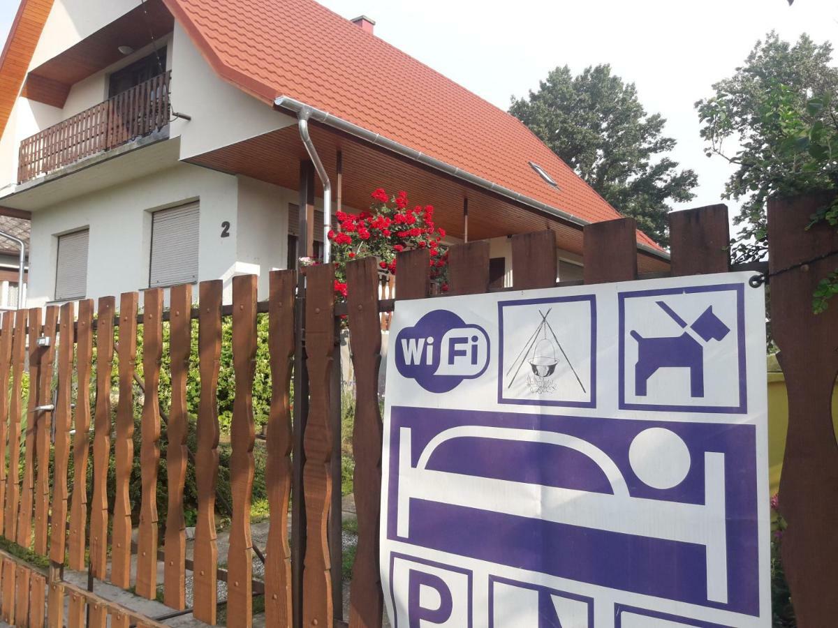 Attila Vendeghaz Apartment Balatonboglar Ngoại thất bức ảnh